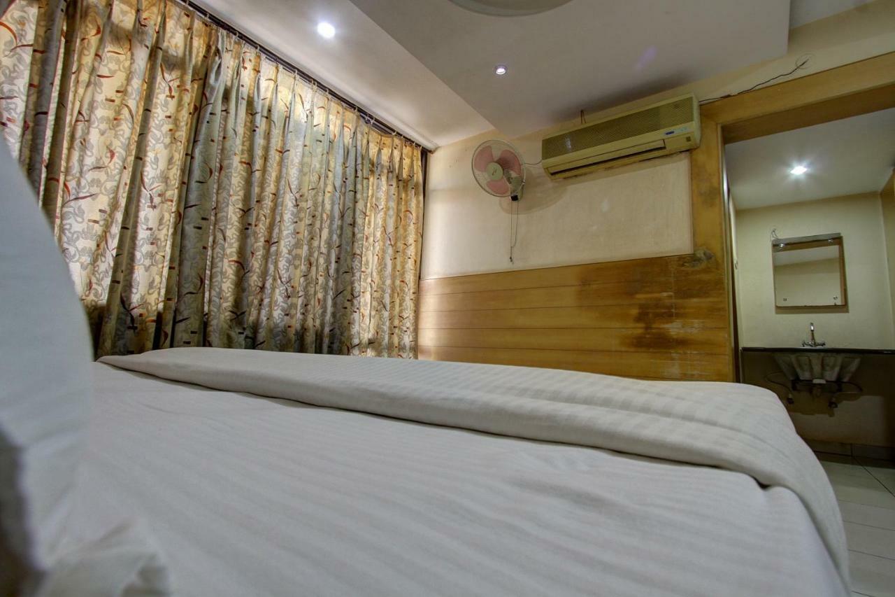 Hotel Rajsangam International Badami Εξωτερικό φωτογραφία
